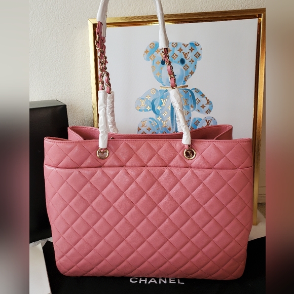 NEW- CHANEL Caviar Leather Large Tote Bag - Picture 4 of 16